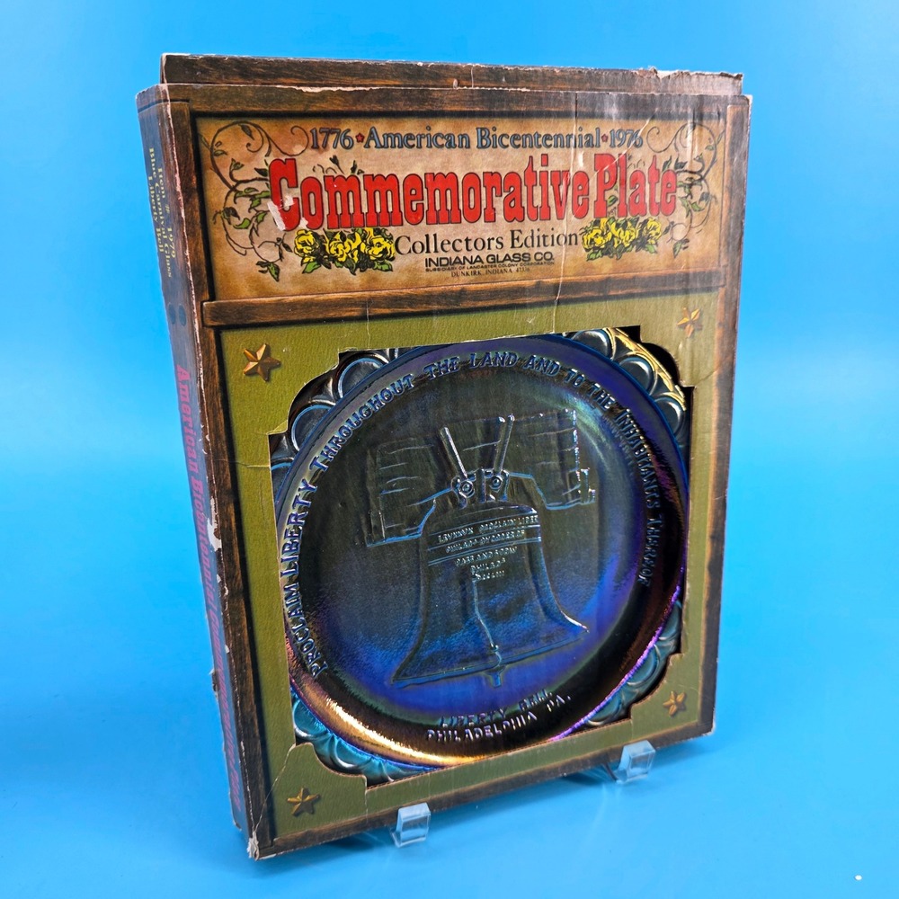 Indiana Glass 1976 American Bicentennial Liberty Bell Blue Carnival Glass Plate